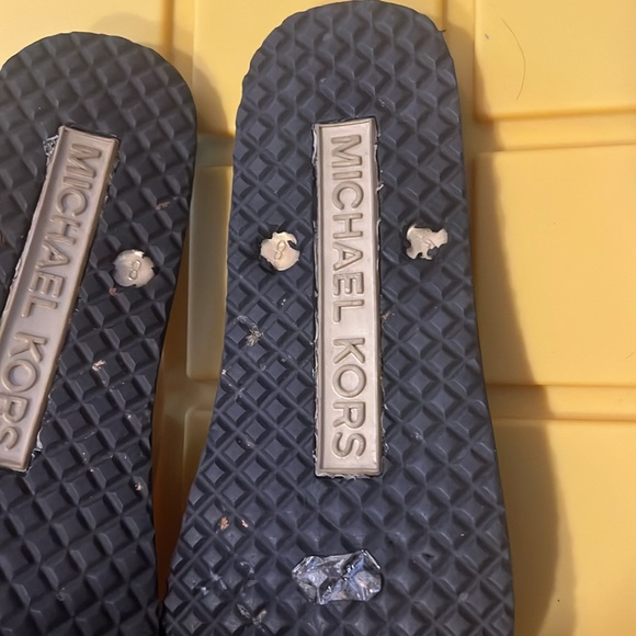 Michael Kors Women’s Sandals 8 - Picture 2 of 4